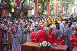 Cung nghinh chư tôn đức quang lâm lễ chúc thọ Phật tử cao niên của Đạo tràng Pháp hoa miền Bắc