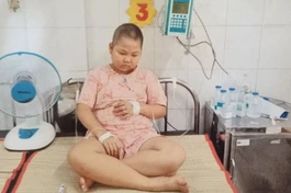 Mở rộng lòng từ: Cháu Đan bị ung thư máu