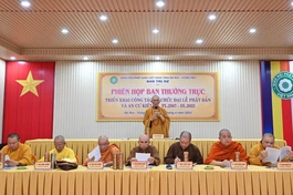 Hòa thượng Thích Huệ Trí chủ trì buổi họp Ban Thường trực Ban Trị sự Phật giáo tỉnh