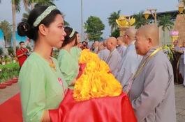 Cắt băng khai mạc triển lãm tưởng niệm Đức Thánh Tổ Ni Đại Ái Đạo