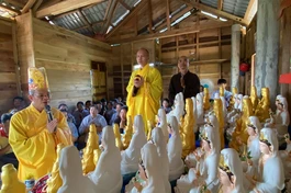 Lễ an vị 65 tôn tượng Phật cho 65 gia đình đồng bào Phật tử H.Hướng Hóa