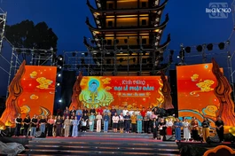 Lúc 19 giờ ngày 10-4-Quý Mão sẽ diễn ra chương trình nghệ thuật "Lửa thiêng rực sáng sử vàng" - Ảnh: BTC