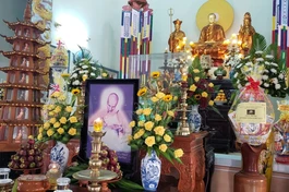 Di ảnh Bồ-tát Thích Quảng Đức được tôn thờ tại chùa Đức Hòa