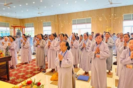  Khóa tu Bát Quan trai do Ban Trị sự TX.Điện Bàn tổ chức tại chùa Quán Thế Âm