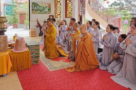 Chư Tăng, Ni tác bạch cúng dường trường hạ 