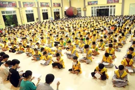 Hơn 900 thanh thiếu niên tham gia khóa tu tại chùa Chí Linh
