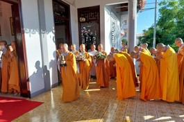 Cung nghinh chư tôn đức Ni Phân ban Ni giới T.Ư