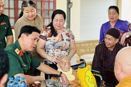 Đồng Nai: Trung tướng Nguyễn Trường Thắng, Tư lệnh Quân khu 7 thăm Sư bà Thích nữ Nhẫn Liên