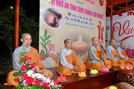 Sư cô Thích nữ Huệ Trí chia sẻ pháp thoại về gương hiếu hạnh trong đạo Phật