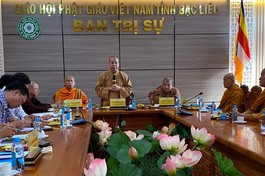 Thượng tọa Thích Giác Nghi chủ trì buổi họp lấy ý kiến bổ sung nhân sự
