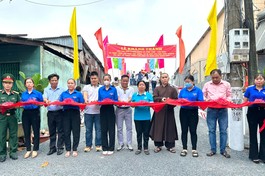 Quỹ từ thiện Thọ Giác và tịnh viện Pháp Hạnh (H.Củ Chi) bàn giao cầu bê-tông, trao học bổng, quà 