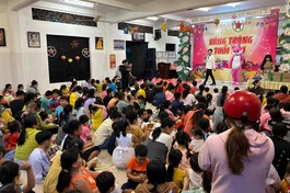 Thiếu nhi tại TP.Mỹ Tho tham gia chương trình “Vui hội trăng rằm”