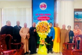 Thường trực Ban Trị sự Phật giáo TP.Biên Hòa thăm Ban Dân vận Thành ủy Thành phố