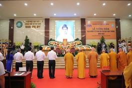 Chư tôn giáo phẩm và lãnh đạo TP.HCM thắp hương tưởng niệm nạn nhân tử vong do tai nạn giao thông