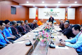 Thượng tọa Thích Phước Nguyên phát biểu trong buổi họp triển khai hoạt động Phật sự của Văn phòng II T.Ư sáng 1-3-2024 - Ảnh: H.Diệu/BGN