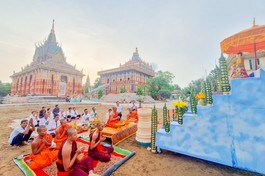 Lễ cầu nguyện công trình xây dựng ngôi sa-la sớm được thành tựu
