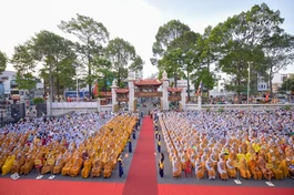 Trang nghiêm Đại lễ Phật đản Phật lịch 2567 (năm 2023) tại Việt Nam Quốc Tự - Ảnh: BGN