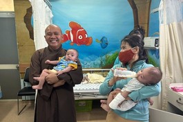 Hai bé được tu viện Kim Cang tài trợ chi phí mổ tim để được khỏe mạnh