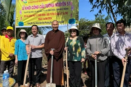 Hội Từ thiện chùa Tường Nguyên khởi công xây cây cầu số 517 - Ảnh: TN