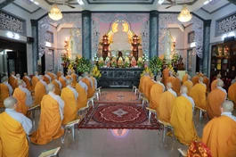 Chư Ni GHPGVN Q.Phú Nhuận thực hiện kỳ Bố-tát định kỳ tại chùa Kim Sơn
