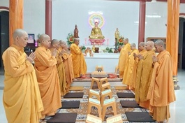 Chư Ni hệ phái Khất sĩ đã trang nghiêm tổ chức lễ tác pháp Tự tứ, tại trường hạ tịnh xá Ngọc Chiếu