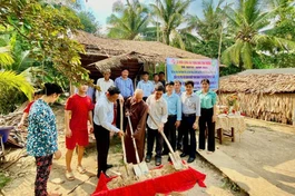 Khởi công xây dựng nhà tình thượng cho hộ có hoàn cảnh đặc biệt khó khăn tại H.Càng Long