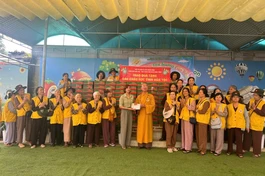 Ban Từ thiện xã hội T.Ư trao quà tại tỉnh Sơn La