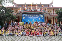 Chương trình vui Tết Trung thu tại chùa Quê Hương, tỉnh Đồng Tháp