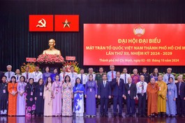 Ra mắt đoàn đại biểu MTTQVN TP.HCM tham dự Đại hội đại biểu toàn quốc MTTQVN lần thứ X tại Thủ đô Hà Nội - Ảnh: Quảng Đạo/BGN
