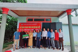 Căn nhà khang trang được bàn giao đến hộ chính sách đặc biệt khó khăn