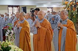 Chư Ni Phân ban Ni giới T.Ư tại Khóa Bồi dưỡng Luật học năm 2023 tổ chức tại chùa Vĩnh Nghiêm - Ảnh: H.D/BGN