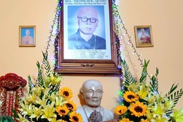 Di ảnh Tổ Huệ Quang tại chùa Long Hòa, H.Tiểu Cần, Trà Vinh