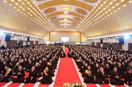 Phật tử tham gia Pháp hội niệm Phật tại chùa An Hồng 