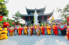 Cắt băng khánh thành chánh điện chùa Phổ Giác