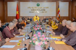 Trưởng lão Hòa thượng Thích Thiện Nhơn chủ trì buổi họp thảo luận về công tác tổ chức Đại giới đàn 