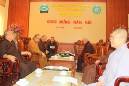 Thượng tọa Thích Minh Trí chủ trì buổi họp của Thường trực Ban Trị sự tỉnh