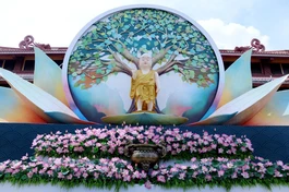 Lễ đài chính của Phật giáo TP.HCM tại Việt Nam Quốc Tự được thiết trí trang nghiêm - Ảnh: Bảo Toàn/BGN