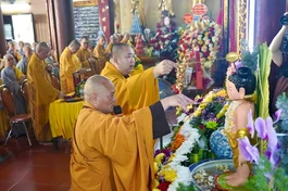  Lễ Tắm Phật của Ban Trị sự GHPGVN Q.Hoàng Mai tại chùa Khuyến Lương