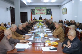 Hòa thượng Thích Nhựt Tấn chủ trì buổi họp mở rộng của Ban Trị sự tỉnh