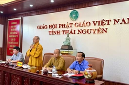 Thượng tọa Thích Nguyên Thành, chủ trì hội nghị