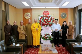 Phái đoàn Ban Trị sự GHPGVN tỉnh Thái Nguyên tới thăm và chúc mừng lãnh đạo tại Trụ sở Tỉnh ủy