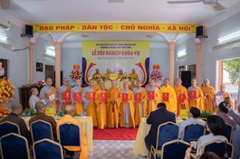 Đại đức Thích Nguyên Minh, Hiệu trưởng Trường Trung cấp Phật học tỉnh trao Bằng tốt nghiệp cho Tăng Ni sinh