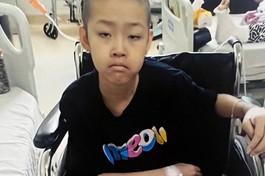 Mở rộng lòng từ: Giúp em bé bị ung thư xương