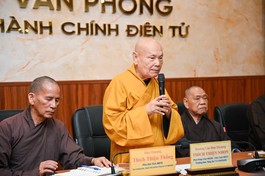 Trưởng lão Hòa thượng Thích Thiện Nhơn chủ trì buổi họp