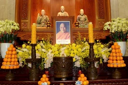 Di ảnh Hòa thượng Thích Tâm Châu tại Tổ đường Việt Nam Quốc Tự