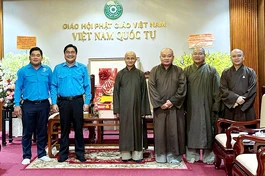 Ông Ngô Minh Hải thăm và chúc mừng chư tôn đức Ban Trị sự GHPGVN TP.HCM nhân mùa Vu lan - Báo hiếu