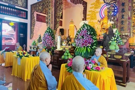 Chư Ni trường hạ chùa Quang Minh tác pháp Tự tứ sau ba tháng An cư kiết hạ