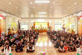 Đắk Lắk: Gần 300 Phật tử người đồng bào dân tộc tham gia khóa tu "Phật về buôn làng"