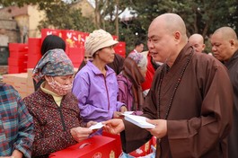 Đóng góp cứu trợ có thể gởi về Ban Từ thiện xã hội Trung ương GHPGVN