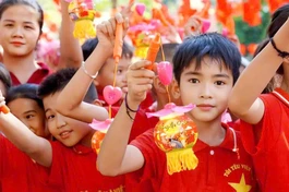 Đạo tràng Phổ Nguyện (tỉnh Lâm Đồng) với chương trình “Trung thu yêu thương - Trăng rằm kết nối” dành cho trẻ em 